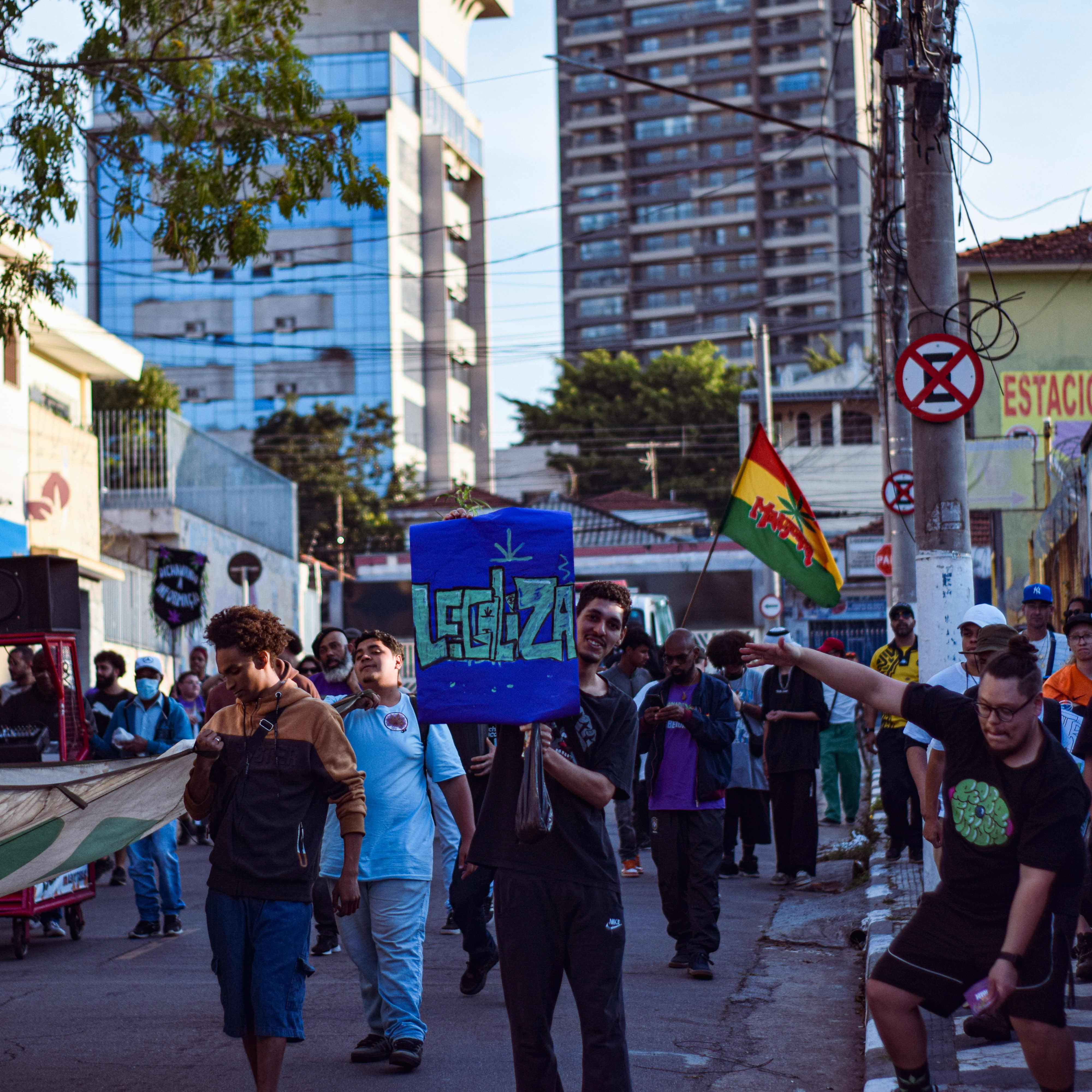 Registro editorial da primeira Marcha da Maconha Osasco 2025